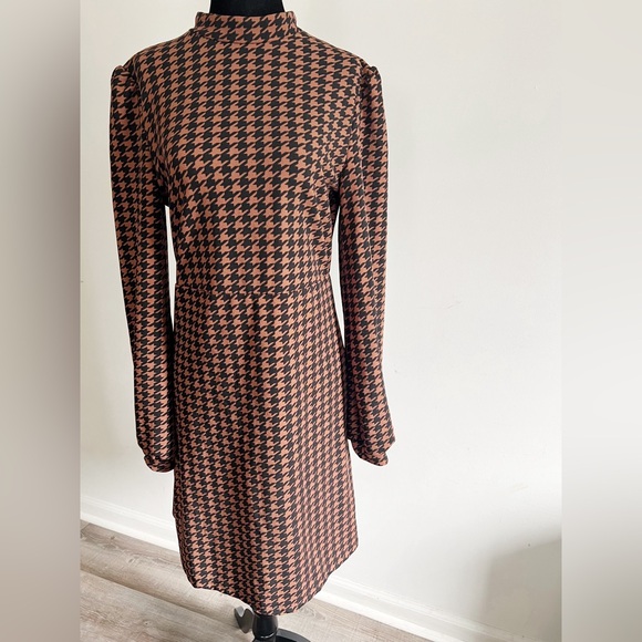 Houndstooth Printed Long Sleeve Fall Mini Dress in Brown And Black - Picture 1 of 8